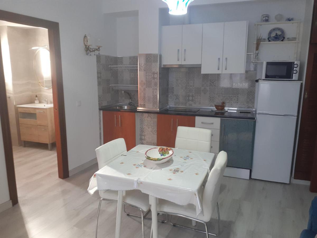Apartamentos Isabel Maro Luaran gambar