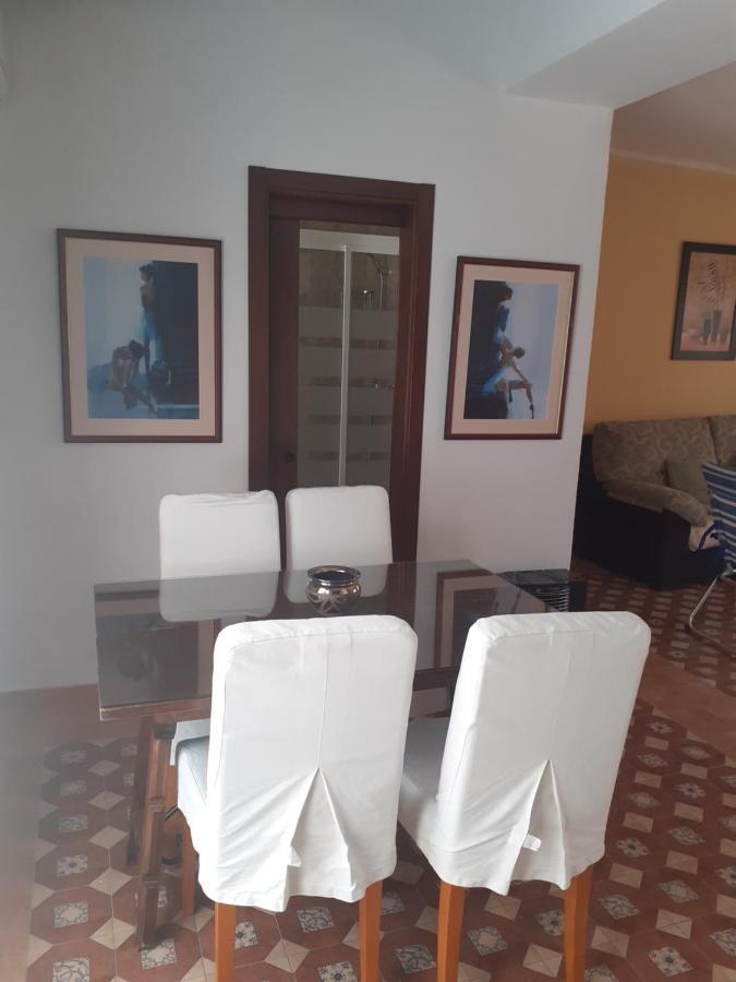 Apartamentos Isabel Maro Luaran gambar